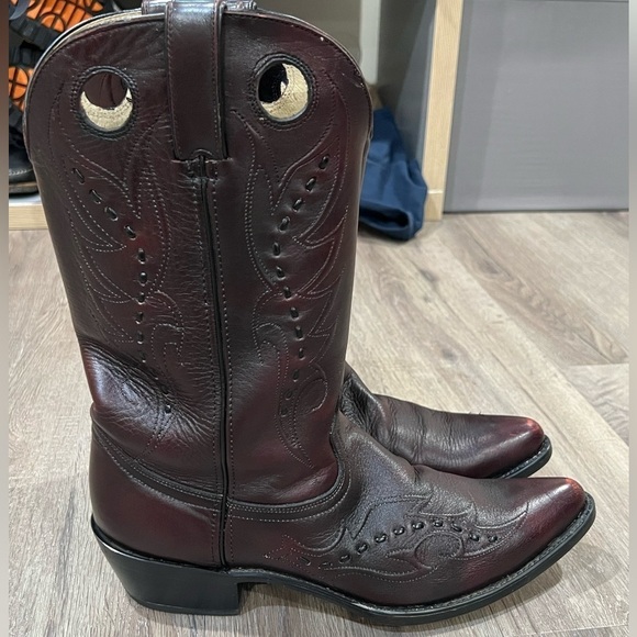Men’s 11D Durango Black Cherry 11” Leather Stitch Cowboy Boots Great Condition - Picture 2 of 9